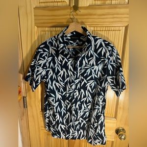 Short sleeve shirt size M, Banana Republic
